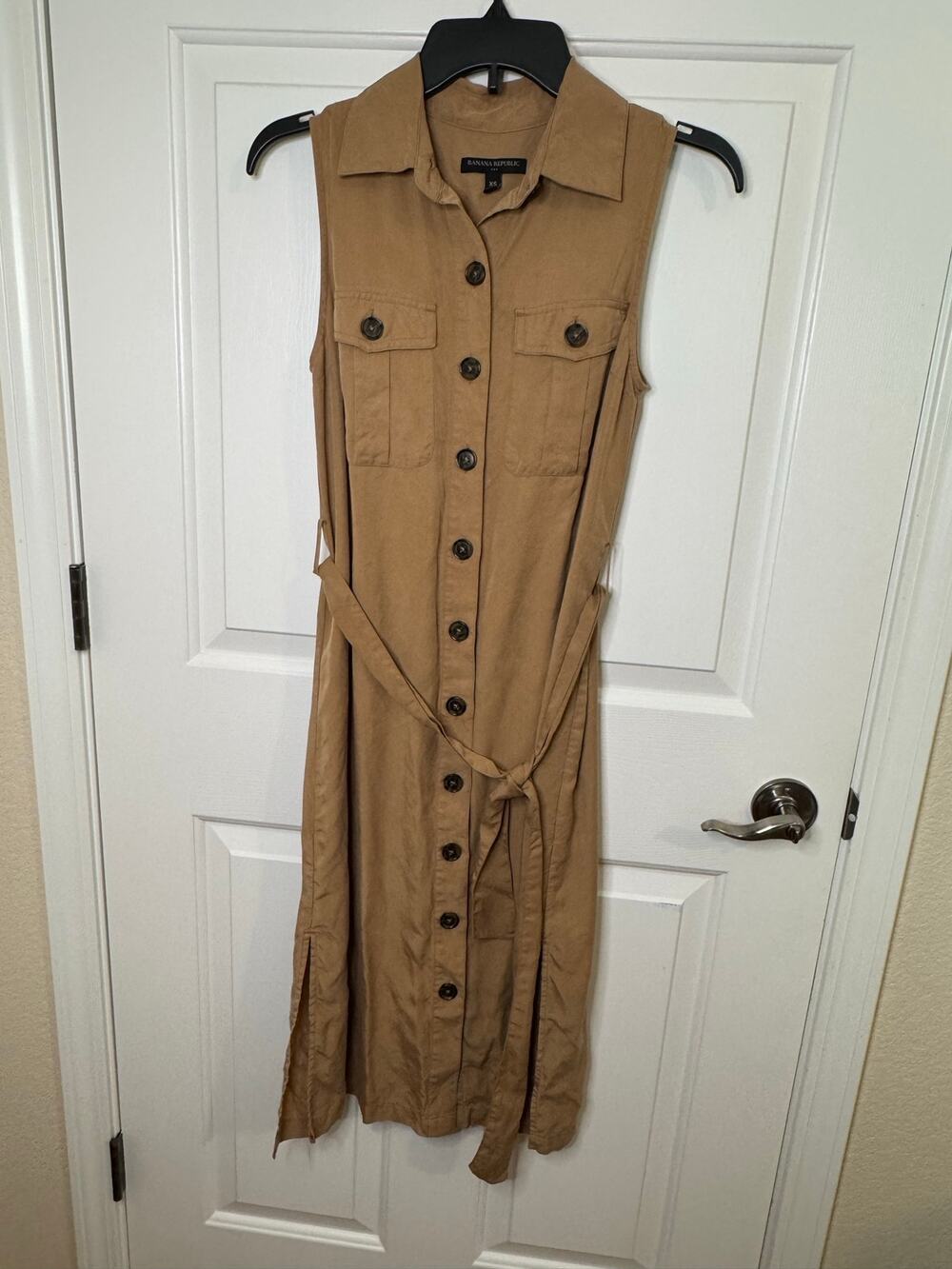 Banana Republic Sleeveless Safari Midi Shirt Dress Button Down Tan Khaki XS